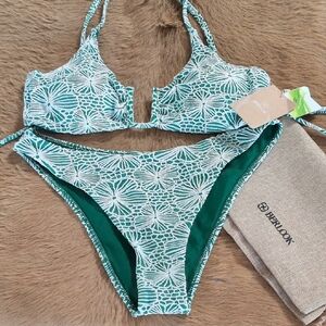 Green Floral Lace-Overlay Bikini Set with V-Notch Top